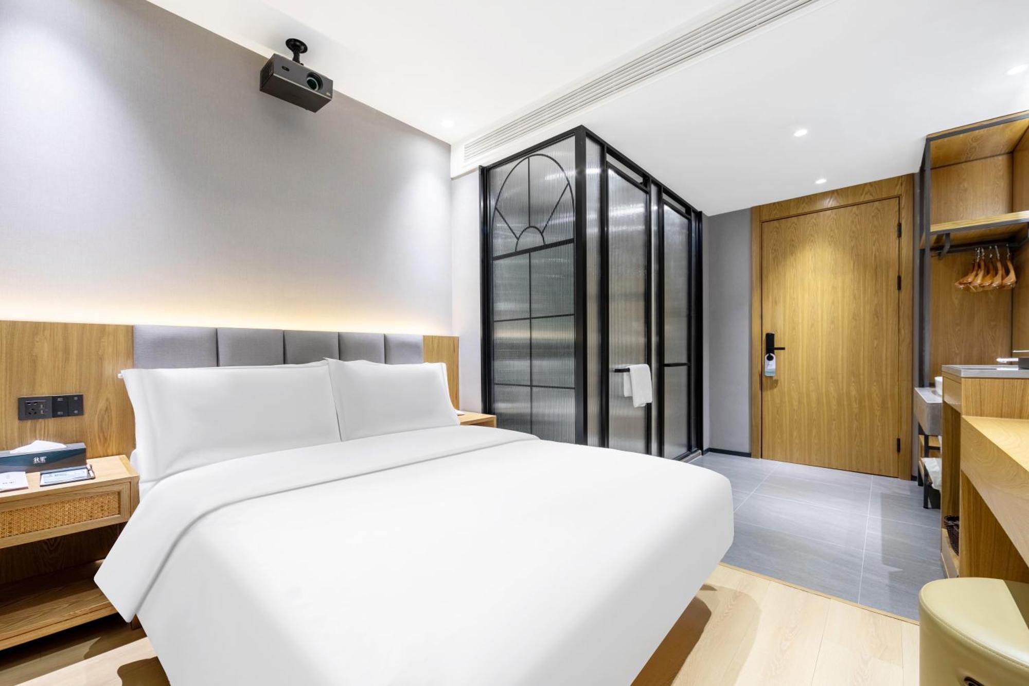 True Go Hotel - Shanghai Jing'An Temple Nanjing West Road 外观 照片